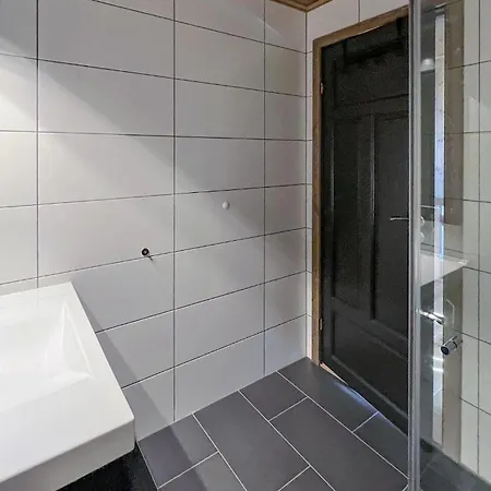 Atemberaubendes Haus In Mit Sauna Noresund